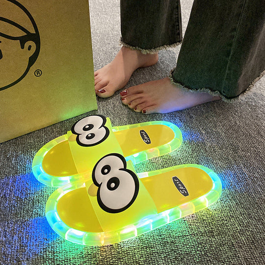 🩴New arrival 20% OFF!⛱️👣Cute slippers with cartoon motifs that glow