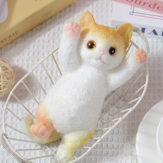 LIMITED-TIME 30% OFF! ✨Soft and Cuddly Cat – Stress-Relief Squeezable Toy