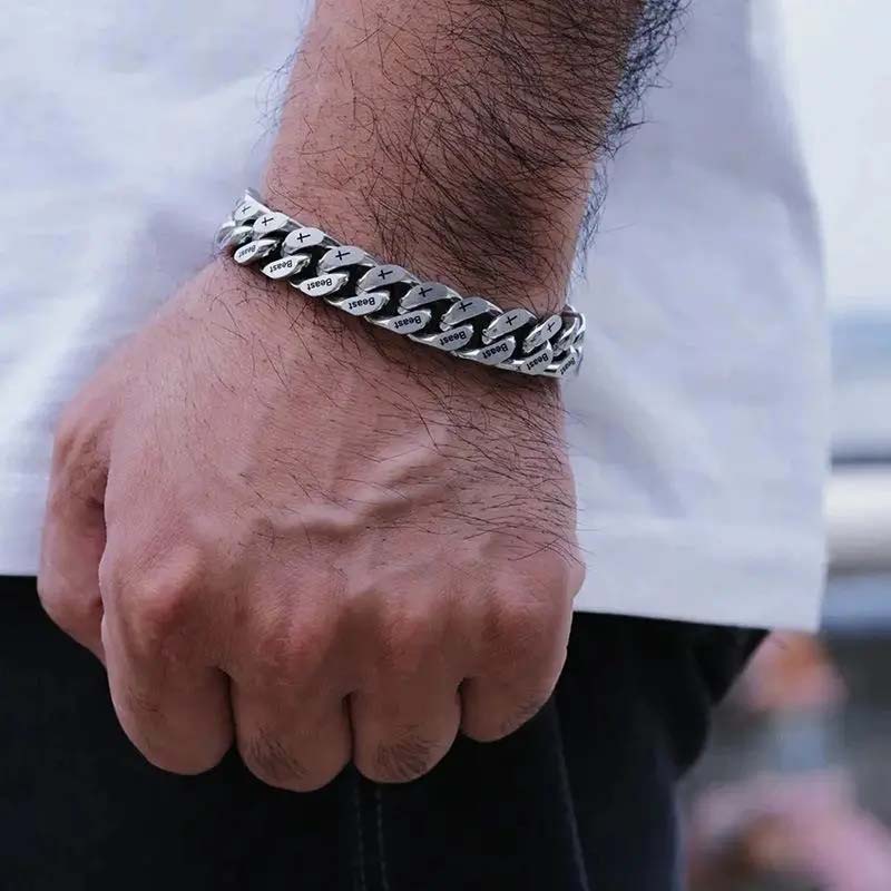 Unisex Engraved Curb Chain Bracelet
