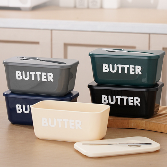 Large Plastic Butter Dish With Lid & Knife