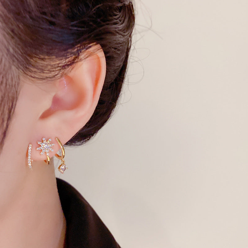 ✨2026 HOT SALE New Arrival🔥Limited Time Special Price !!🎉Sparkling Claw Earrings for Women