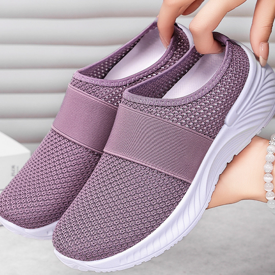 💐LIMITED TIME 50% OFF!50K+ SOLD! 💐 Women's Anti-Slip Slip-On Shoes – Grip on Any Surface 🌧️👣【Limited Offer】