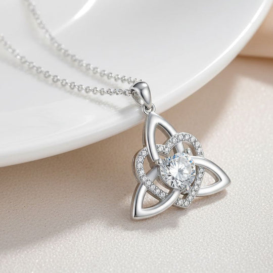🥳2026 HOT SALE🥳 ⏳Limited-time 30% off⏰ Celtic Knot Heart Pendant Necklace ！！