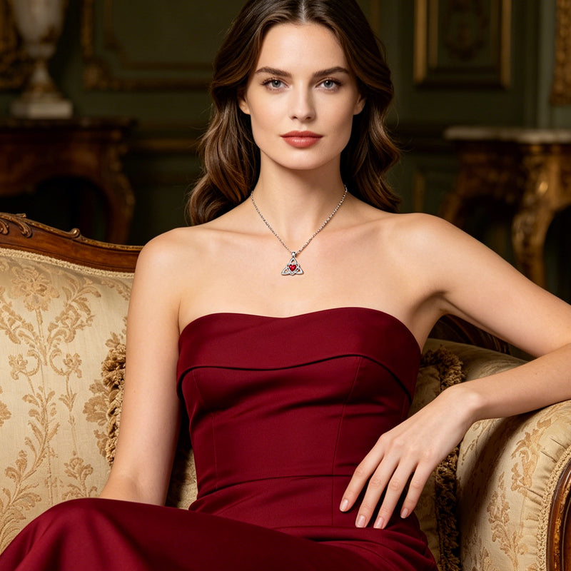 🥳2026 HOT SALE🥳 ⏳Limited-time 30% off⏰ Celtic Knot Heart Pendant Necklace ！！