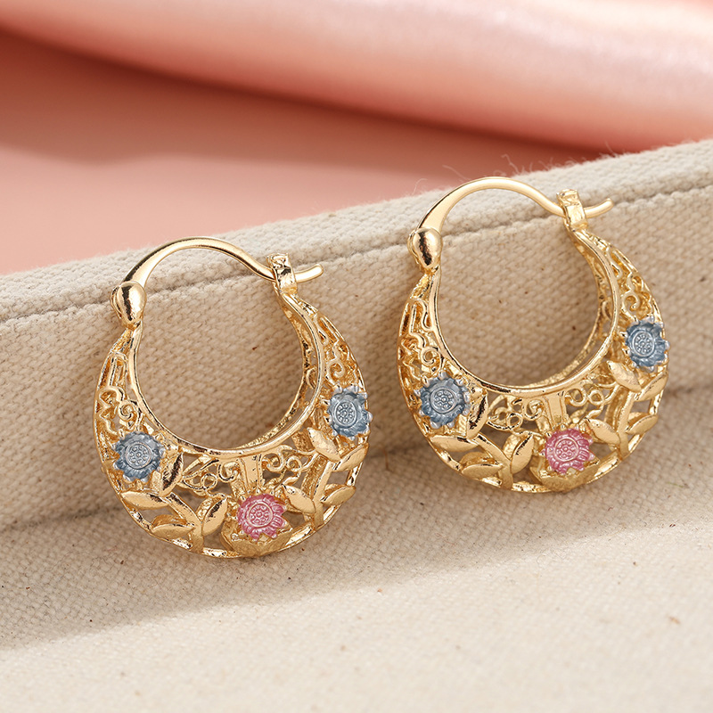 🔥2026 New Arrival ＆ Hot Sale ＆ 50％ Off🔥🌙💐 Gold-Plated Crescent Moon Enamel Flower Earrings – Affordable Luxury, Versatile  ✨✅