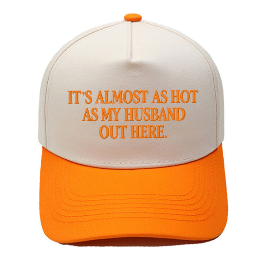 🧢 Color-block embroidered baseball cap—offers sun protection while making a bold style statement ☀️