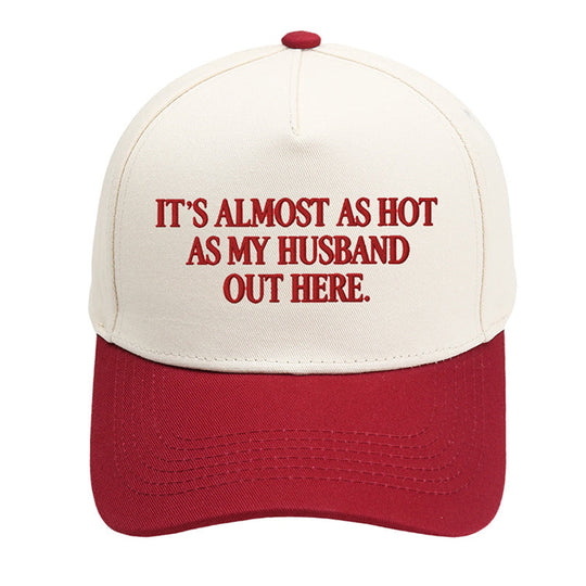 🧢 Color-block embroidered baseball cap—offers sun protection while making a bold style statement ☀️