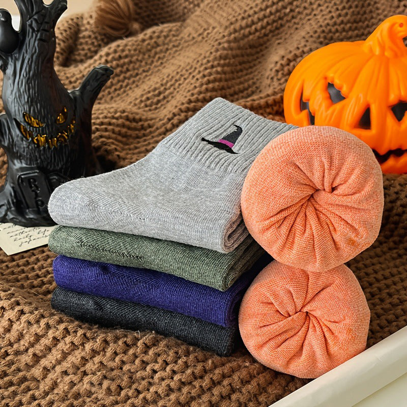 🎃🧦 LIMITED TIME 50% OFF! 5 Pairs of Breathable Halloween Crew Socks – Soft Cotton Blend, Sweat Wicking Comfort and Playful Pumpkin Style